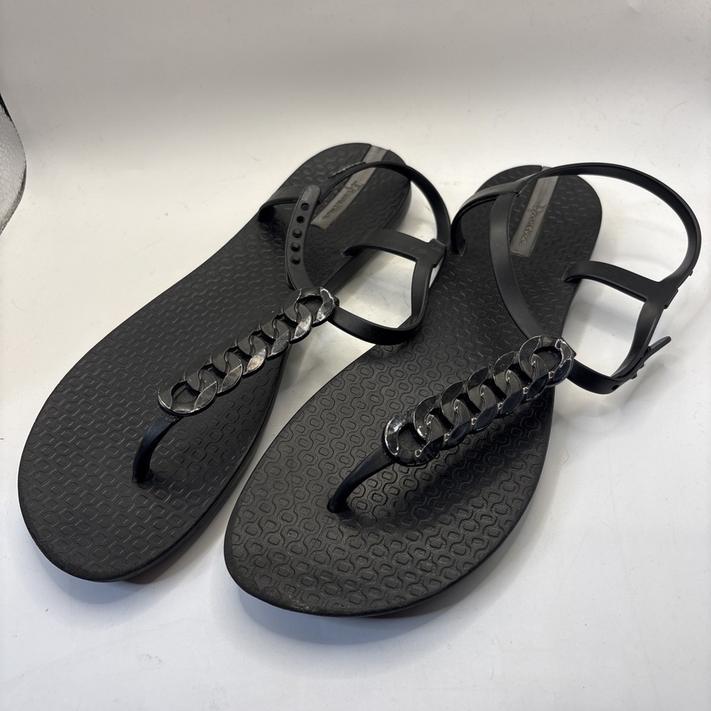 Ipanema Bond Black Sandals Womens 9 Strappy Flip Flops Thong Chain Link T Strap